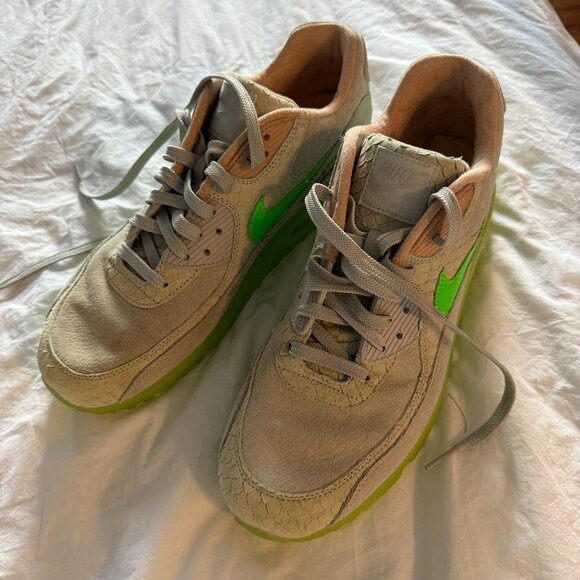 Nike Air Max 90 Premium "New Species" in Gray & Neon Green in Men's Size 11 - Picture 4 of 5